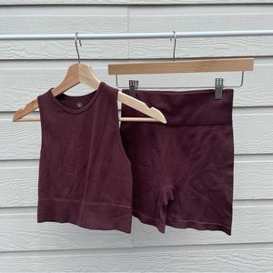 NWOT maroon workout set